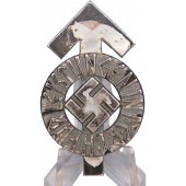 HJ-Leistungsabzeichen in Silber. M1/34 Carl Wurster, Markneukirchen. CupAl. Numbered 86095