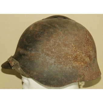 Steel helmet SSH 36 with bullet damage. Attic found. Rare.. Espenlaub militaria