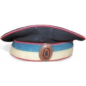 Alistados Guardias de la Vida Kuirassir del sombrero ceremonial del regimiento de Su Majestad
