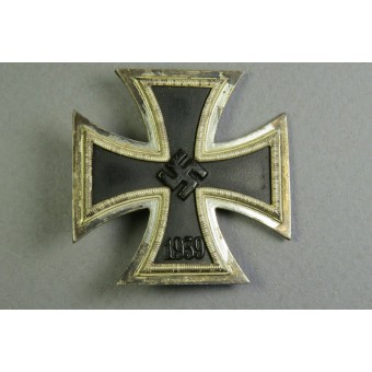 Iron Cross First Class 1939 with presentation Case, marked 100. Espenlaub militaria