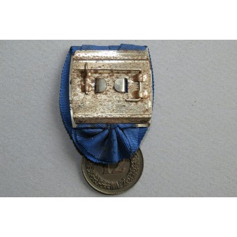 Service medal, 12 year in Wehrmacht, Luftwaffe variant.. Espenlaub militaria