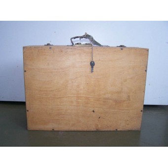 Finnish 1939-1944 year first aid wooden box. Espenlaub militaria