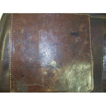 Well worn M 32 leather map case. Espenlaub militaria