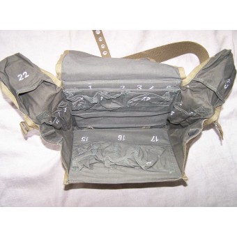 WW2 Mint medical bag for airborne or air forces troops.. Espenlaub militaria