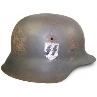 M 42 Waffen SS steel helmet. Espenlaub militaria