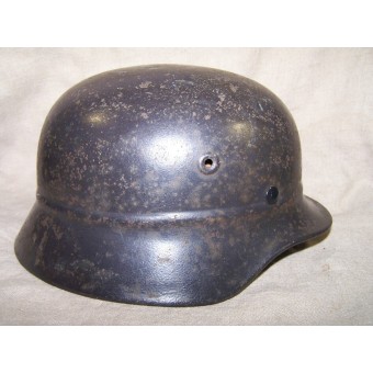 Third Reich beaded Luftschutz combat M40 helmet for Roter Kreuz. Espenlaub militaria