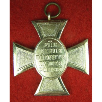 WW2 German Police 18-Year Long Service Silver Medal. Espenlaub militaria