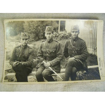 5  photos belonged to Latvian officer of the SS in 15th Waffen Gren.r Div. SS