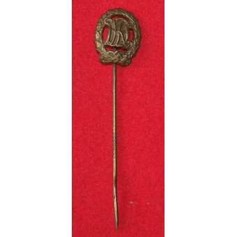 German 3 Reich sport badge miniature in bronze. Espenlaub militaria