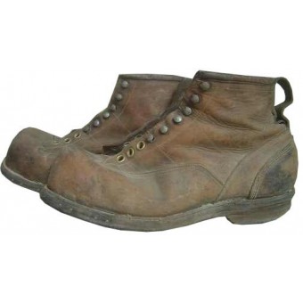 WW2 American Mountain and Ski boots. Land-lease. Espenlaub militaria