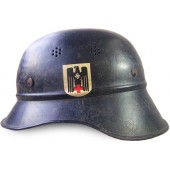Lufschutz helmet for Rote Kreuz Helfer (helper)
