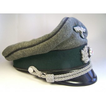Heeres Pionier, mid war officer’s visor hat with black piping.