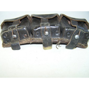 WW2 Wehrmacht or Waffen SS black leather ammo pouch. Espenlaub militaria