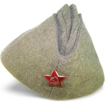 Wool sidecap pilotka with red star. Espenlaub militaria