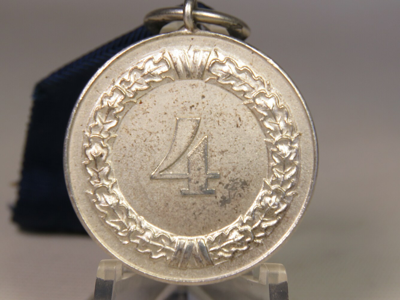 Treue Dienste In Der Wehrmacht 12 Wert Treue Dienste in der Wehrmacht Medaille- Wehrmacht 12 years of service