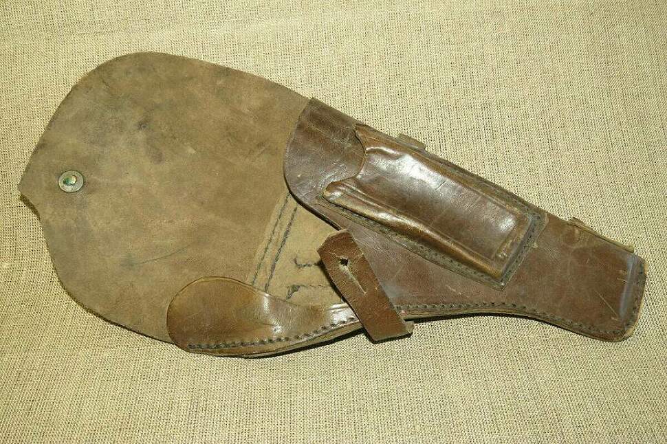 WW2 period made Soviet Russian leather holster for TT 33 pistol