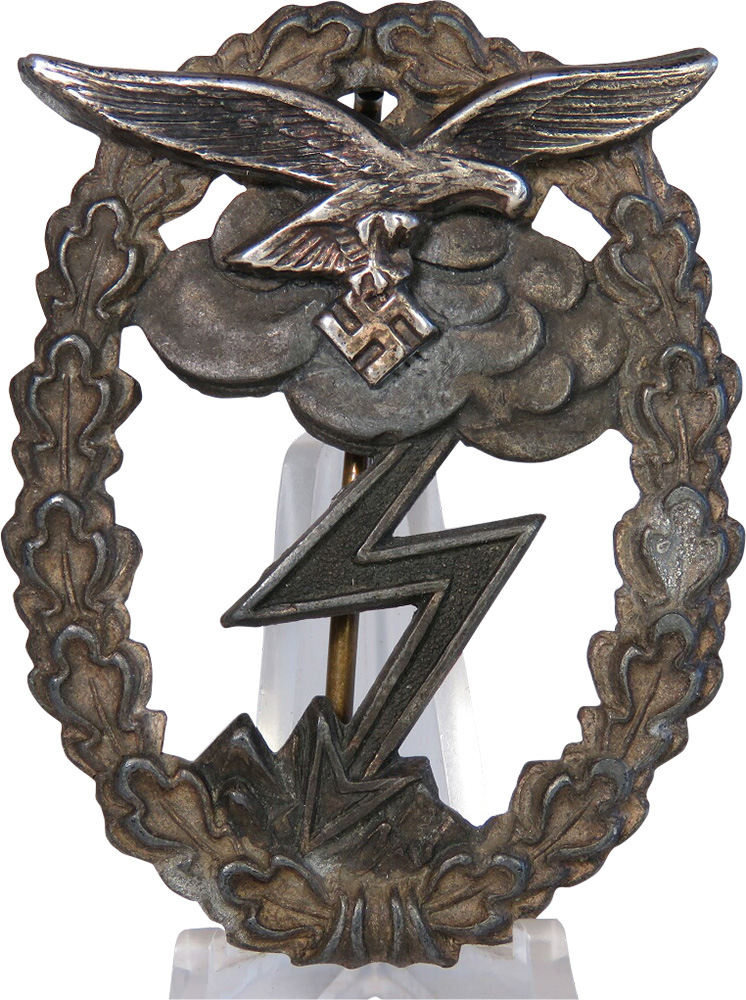 S. Weber The Ground Assault Badge of the Luftwaffe 