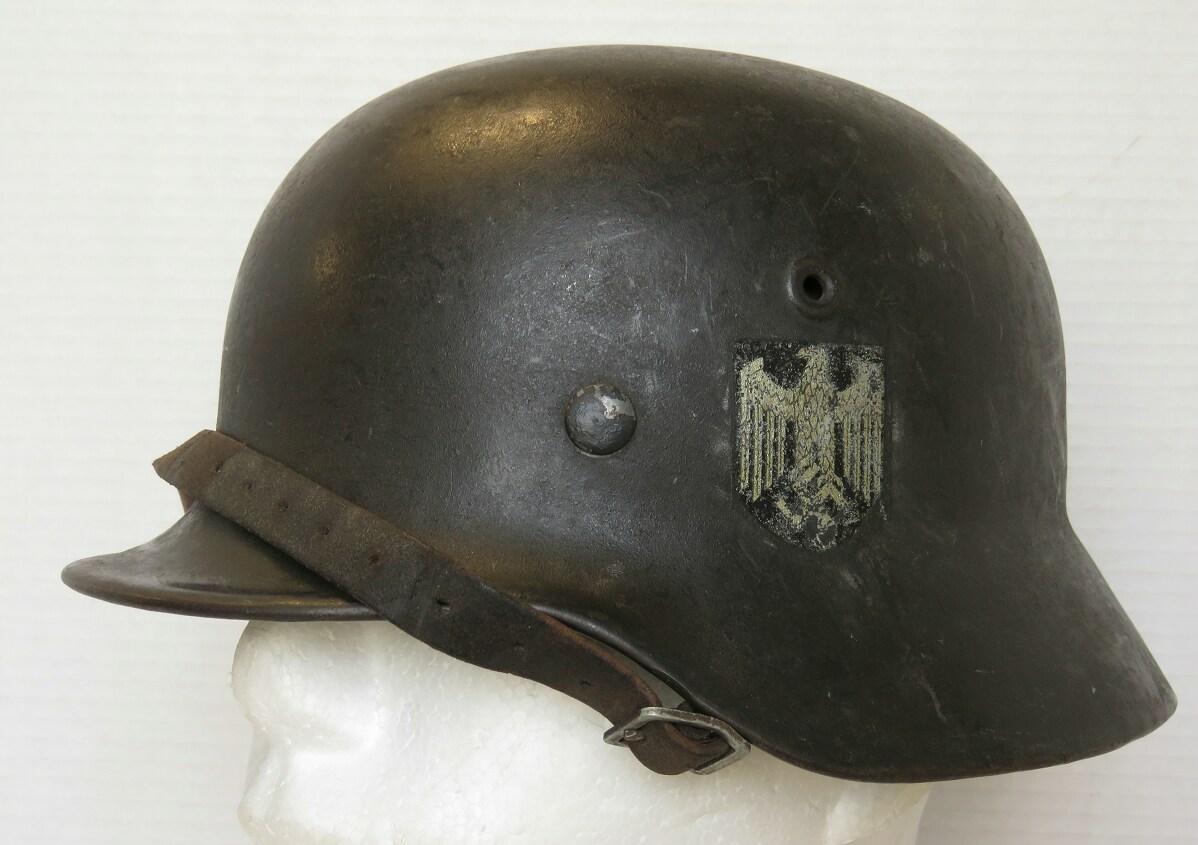 German single decal steel helmet m40 EF 